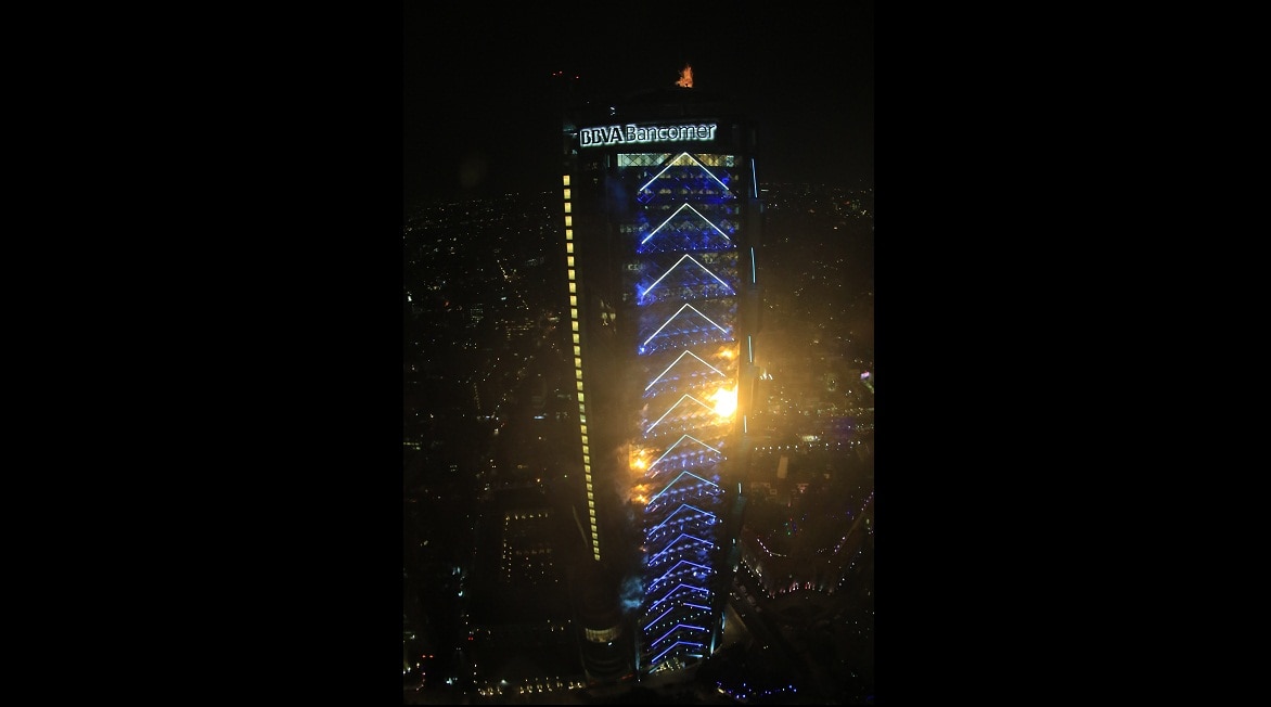 iluminacion Torre BBVA Bancomer