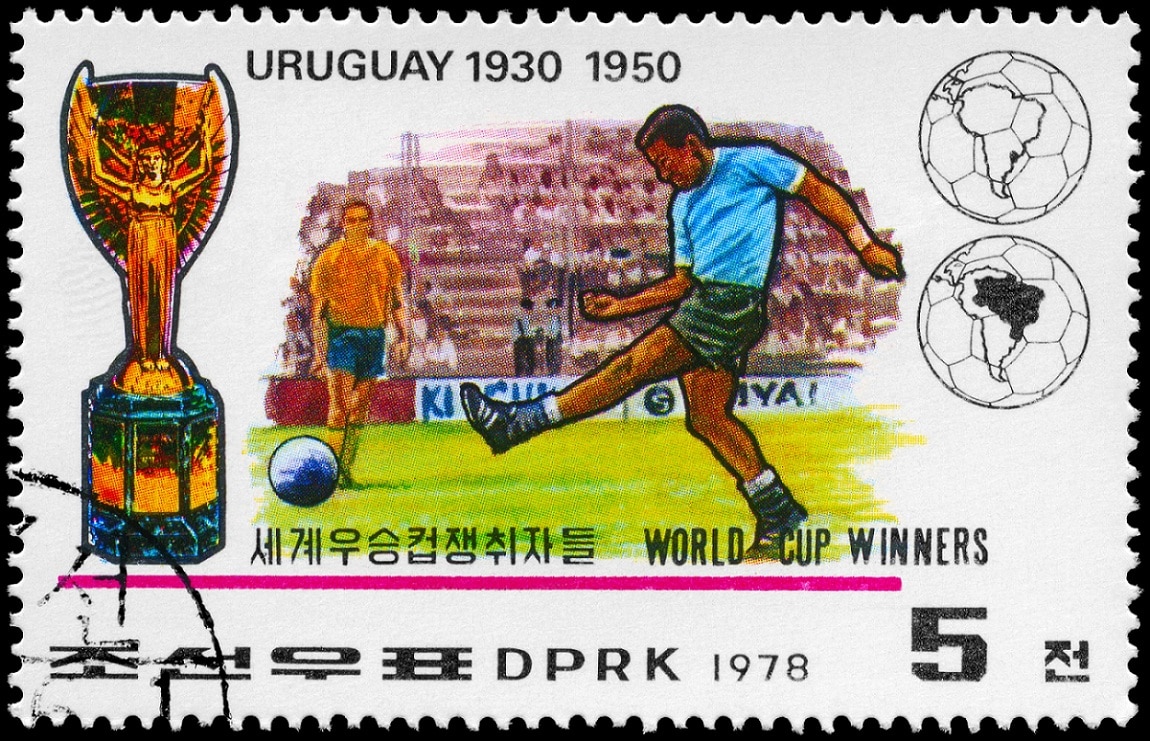 Cuál fue el primer partido de Uruguay en un Mundial?