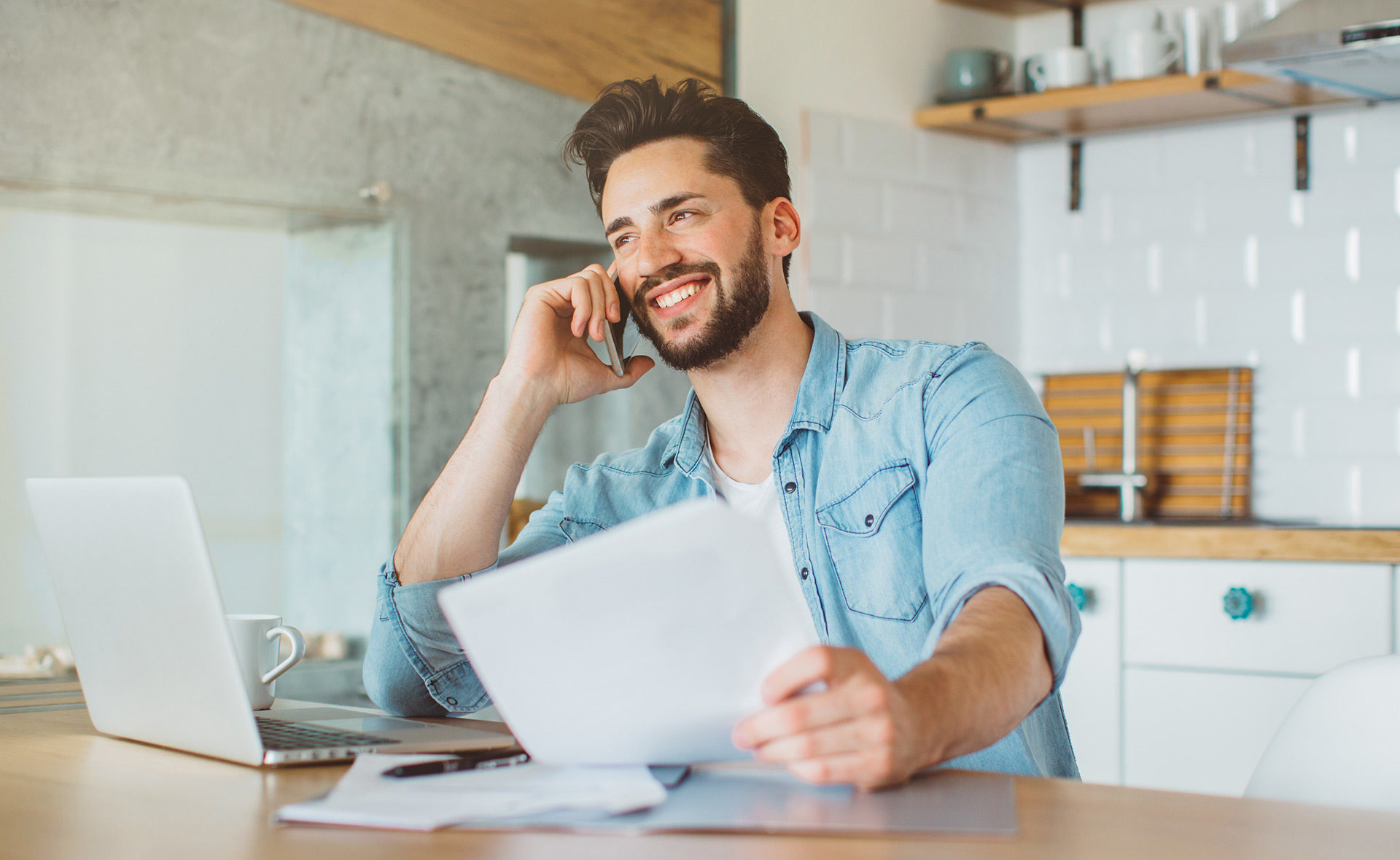 Did call. Мужчина говорит. Бизнесмены Турции. Worker Call with Phone. Психолог по телефону.