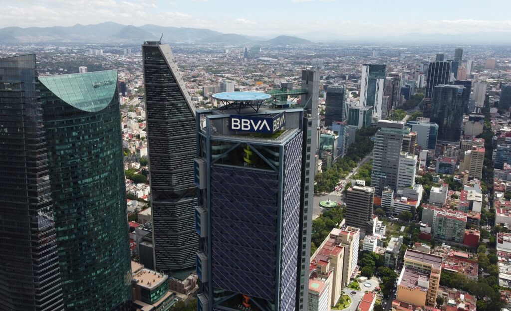 BBVA México Coloca 900 Millones De Dólares En Su Primera Emisión De ...